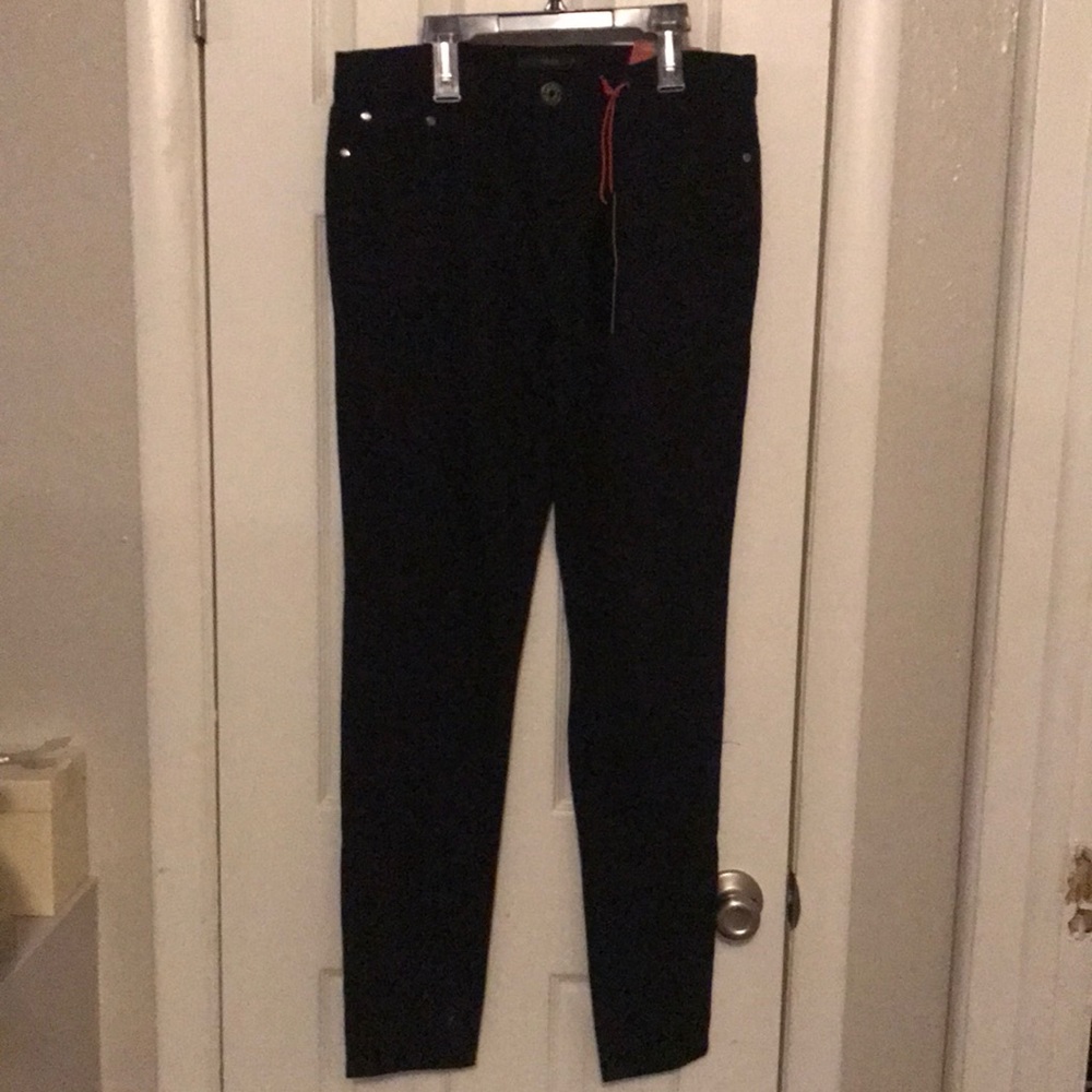 Brand New junior skinny jeans